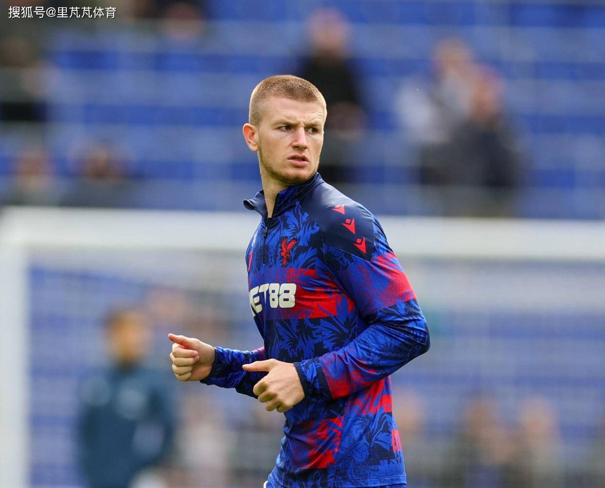 一日英超动向：哈兰德进球效率太恐怖，布莱顿少帅“毒奶”阿莫林